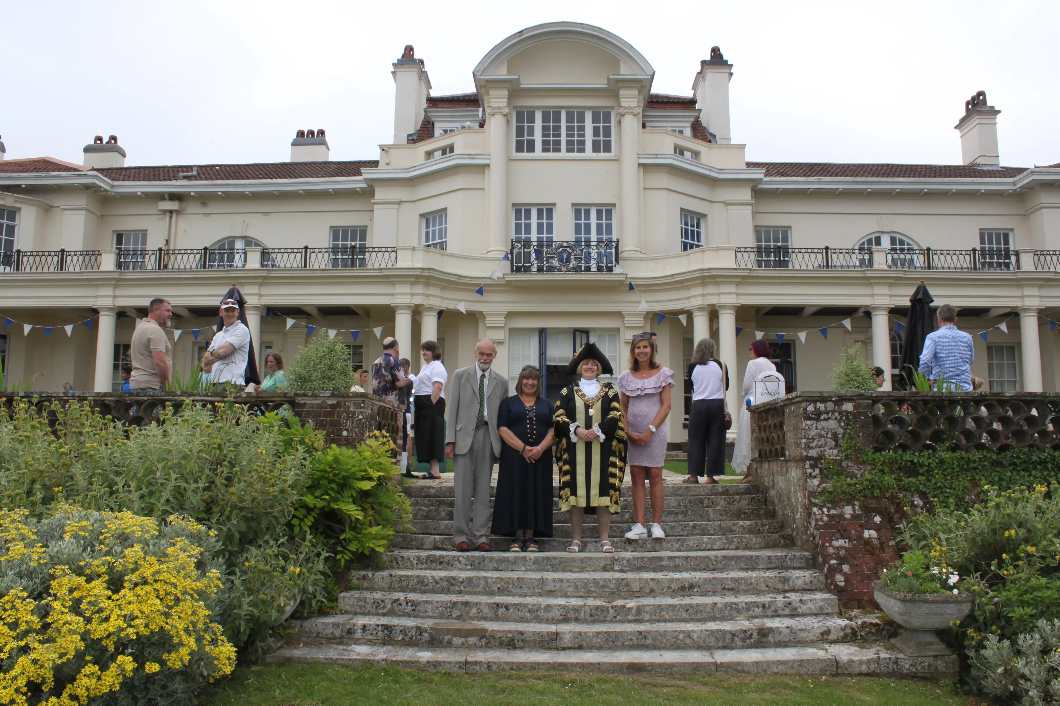 Mayor of Southampton, Head Teacher Mrs Shellers and Lisa Edwards outside the school
